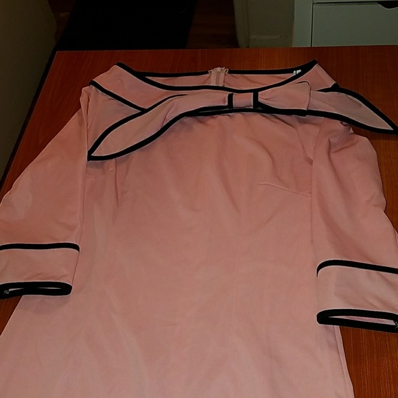 Used pink dress - Picture 3 of 7